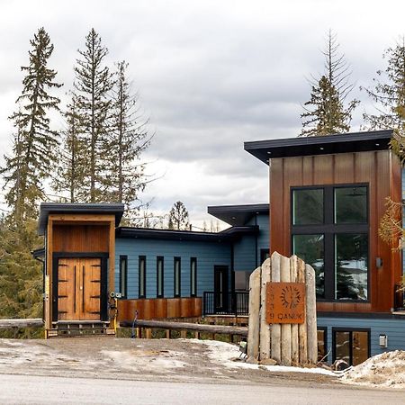 Ski In Ski Out With Huge Game Room And Hot Tub Fernie Exterior photo
